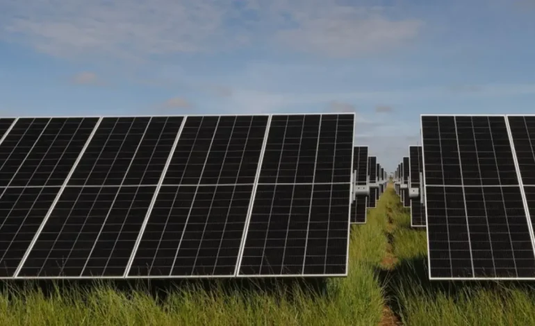  Ecopetrol e ISA forman alianza para financiar iniciativas de transición energética en Colombia

 – Panorama 24