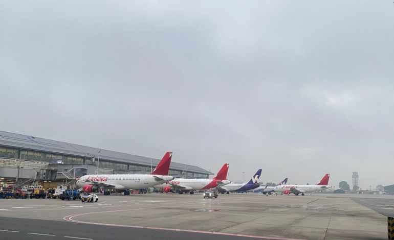  IATA busca garantizar la continuidad de los servicios migratorios en los aeropuertos colombianos

 – Panorama 24