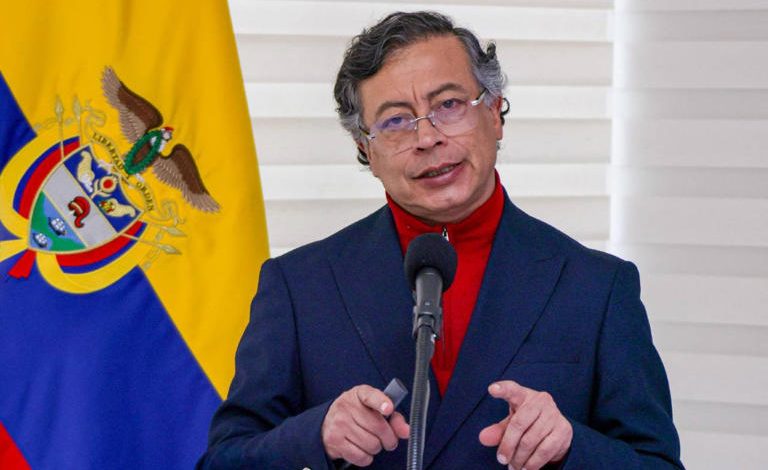  Gobierno mantiene ajuste fiscal en medio de debate político y presión presupuestaria – 

 – Panorama 24