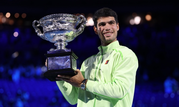  Alcaraz vence a Djokovic en Australia y completa el Grand Slam

 – Panorama 24