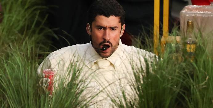  Bad Bunny le pone sazón, batería y reguetón al Super Bowl

 – Panorama 24