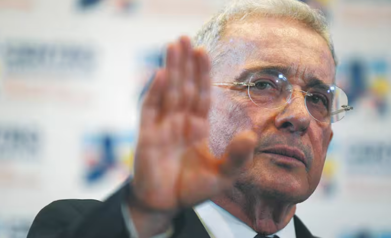  Investigación disciplinaria sacude a la Corte Suprema tras absolución de Uribe – 

 – Panorama 24