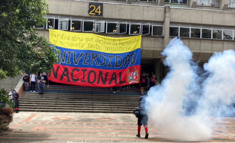  Estudiantes de Medellín hacen huelga en la Universidad Nacional por regreso de Peña como rector – ADICIONAL

 – Panorama 24