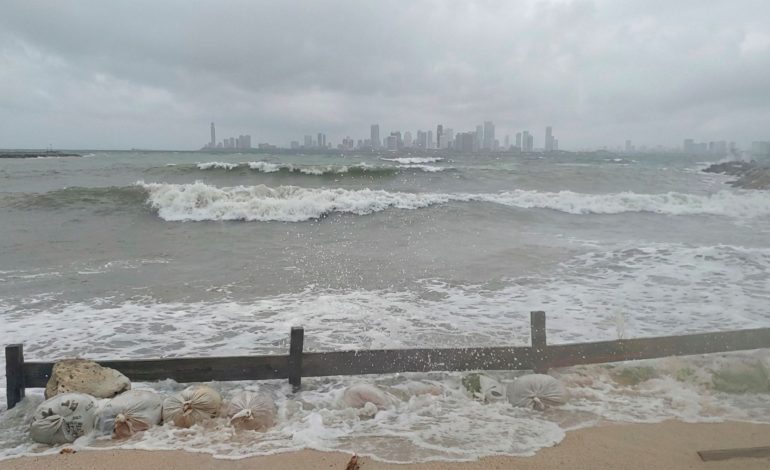  Playas cerradas en Cartagena por mar embravecido

 – Panorama 24