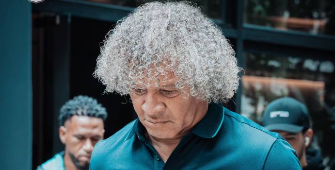  En Cali comienzan a evaluar la continuidad de Gamero

 – Panorama 24