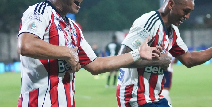  Pasó de ser ídolo Junior a cantante de champeta en Carnaval

 – Panorama 24