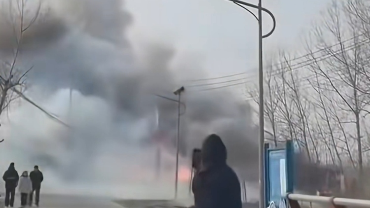  Tragedia en Jiangsu: la explosión de fuegos artificiales arruina las celebraciones del Año Nuevo Lunar

 – Panorama 24