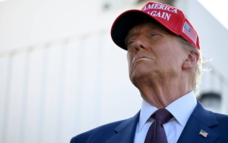  Trump evalúa el despliegue de un segundo portaaviones ante la crisis con Irán

 – Panorama 24