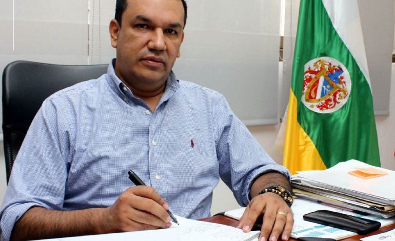  Juez revoca sanciones contra alcalde – AUK

 – Panorama 24