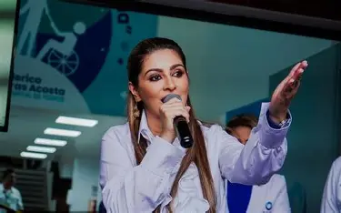  Gobernadora del Tolima y su salida de reunión/ceremonia pública – PLUS

 – Panorama 24