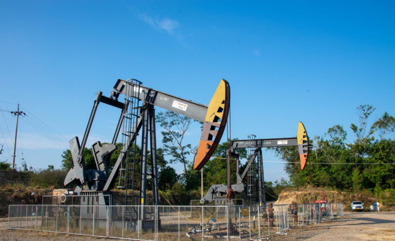  El barril de petróleo WTI superó los 100 dólares en plena guerra con Irán

 – Panorama 24