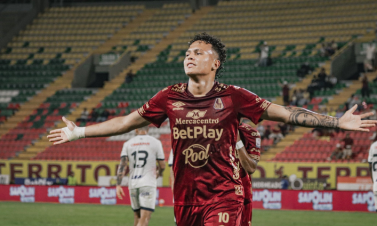  Deportes Tolima derrotó sin problemas a Fortaleza en Ibagué

 – Panorama 24