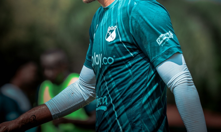  Dudamel recibe un gran refuerzo en su llegada a Cali

 – Panorama 24