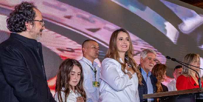  ¿De qué equipo de fútbol es hincha Paloma Valencia?

 – Panorama 24