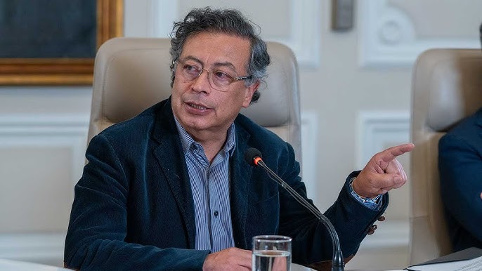  Encrucijada en salud – AUKA

 – Panorama 24