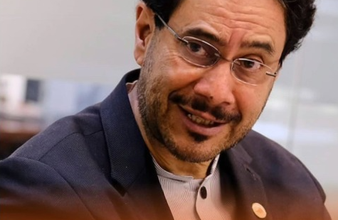  La campaña de Iván Cepeda se fortalece en medio del debate político en Colombia – 

 – Panorama 24