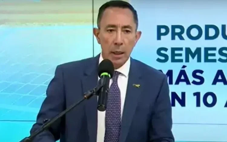  USO pide sacar a Ricardo Roa de Ecopetrol por investigaciones que sacuden a la petrolera – 

 – Panorama 24