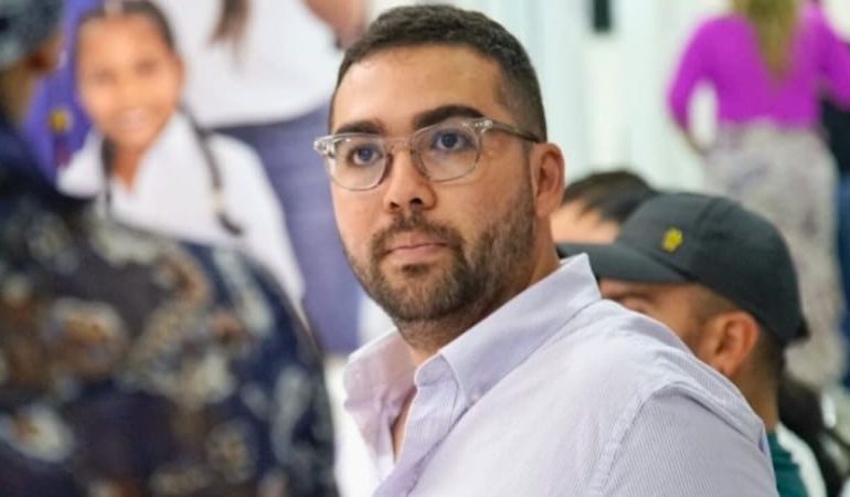  ASOCIACIÓN DESEADA DE PROBLEMAS PRESENTES – 

 – Panorama 24