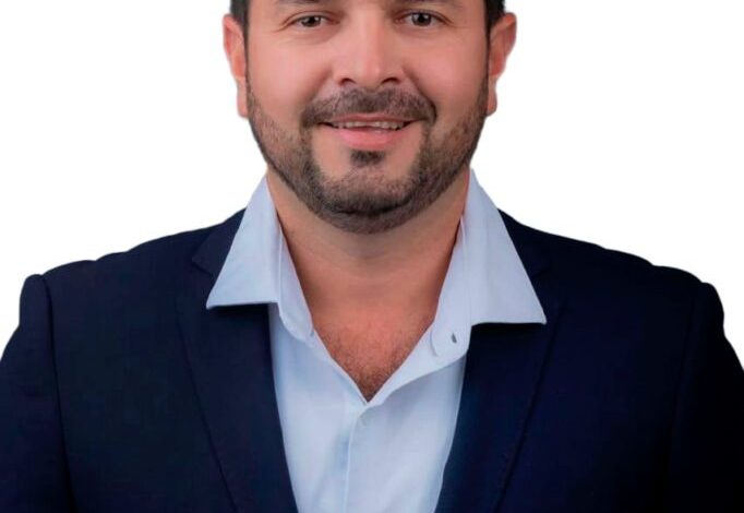  Exfuncionario condenado por intento de soborno

 – Panorama 24