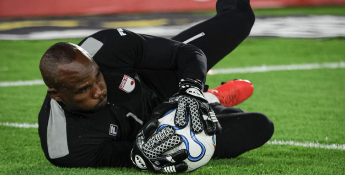  Marmolejo aclaró rumores sobre su salida de Santa Fe

 – Panorama 24