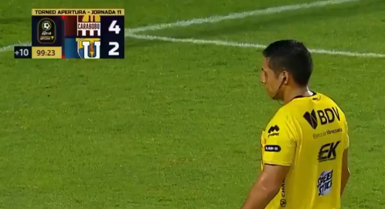  Cantos de repudio marcan encuentro entre Carabobo y UCV 

 – Panorama 24