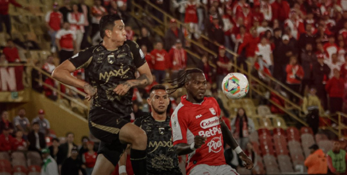  Hugo Rodallega habla tras la caída de Santa Fe ante Llaneros

 – Panorama 24