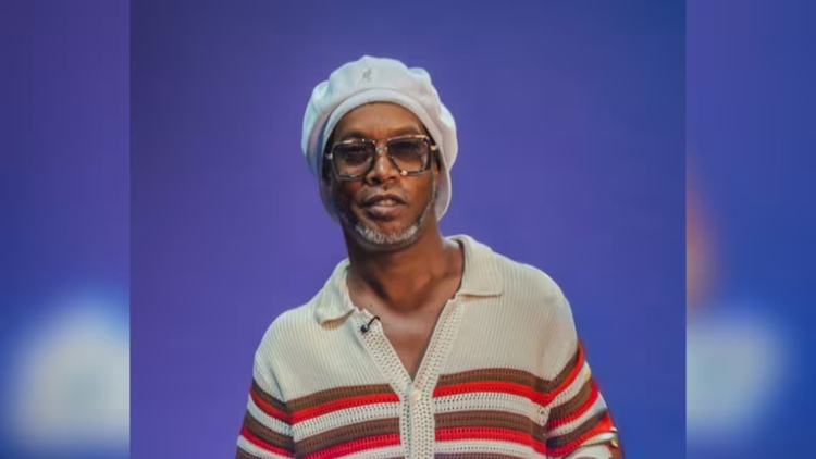  Ronaldinho salta de las canchas al estudio con su nuevo sello discográfico inspirado en el Mundial 

 – Panorama 24