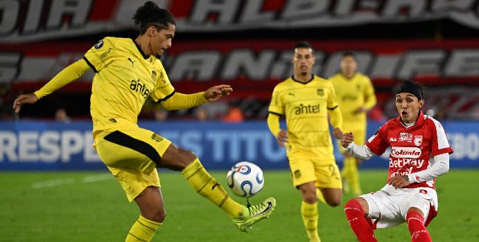  Santa Fe no pudo con Peñarol y empató en el debut de la Libertadores

 – Panorama 24